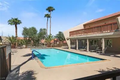5163 Indian River Drive 220, Las Vegas, NV 89103 Pool