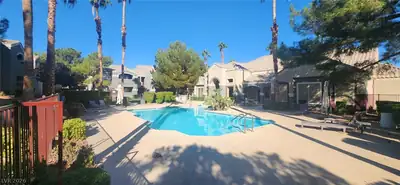 5055 Hacienda Avenue 2157, Las Vegas, NV 89118 Pool