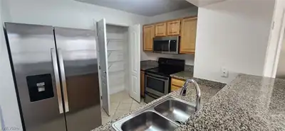 5055 Hacienda Avenue 2157, Las Vegas, NV 89118 Kitchen