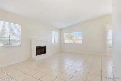 3960 Grapefruit Circle, Las Vegas, NV 89103 Living Room