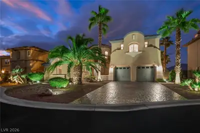 7316 Heritage Harbor Drive, Las Vegas, NV 89131 Front of Structure