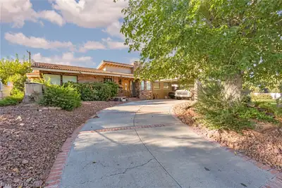 2701 Bryant Avenue, Las Vegas, NV 89102 
