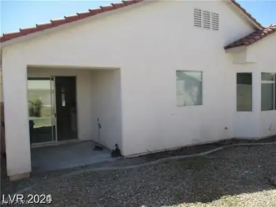 8298 Gilded Crown Court, Las Vegas, NV 89117 Back of Structure