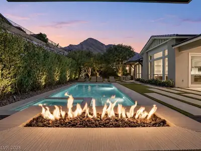 11141 Luna Blanca Drive, Las Vegas