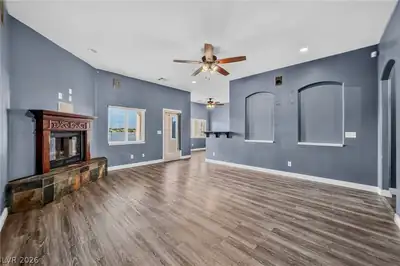 580 East Hickory Street, Pahrump, NV 89048 