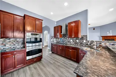 580 East Hickory Street, Pahrump, NV 89048 