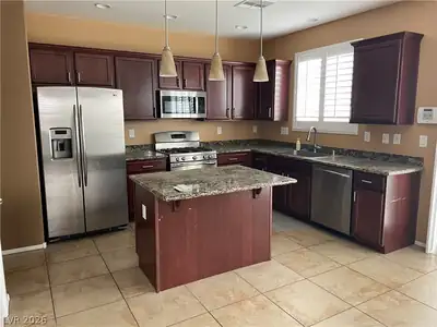 7012 Delta Falls Street, Las Vegas, NV 89166 Kitchen