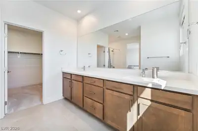 740 Echelon Street, Las Vegas, NV 89138 Primary Bathroom