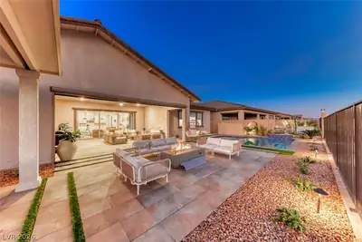 375 Portus Delphini Court, Henderson, NV 89011 Patio