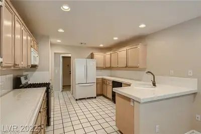 7272 Vista Bonita Drive, Las Vegas, NV 89149 Kitchen