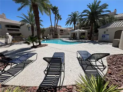 7400 West FLAMINGO Road 1050, Las Vegas, NV 89147 Pool