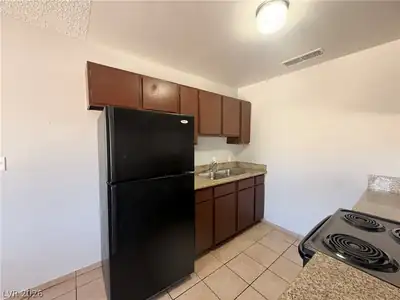 1405 North 22nd Street 2, Las Vegas, NV 89101 Kitchen