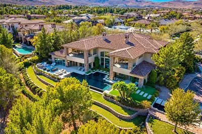 16 Vintage Valley Dr Drive Las Vegas, NV 89141