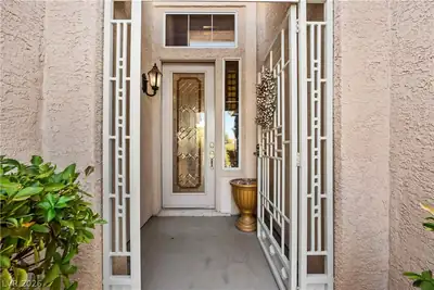 753 Wigan Pier Drive, Henderson, NV 89002 Entry