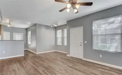 9975 Peace Way 1146, Las Vegas, NV 89147 Living Room