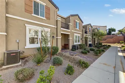 1180 Gypsum Hills Court, Henderson, NV 89002 Front of Structure