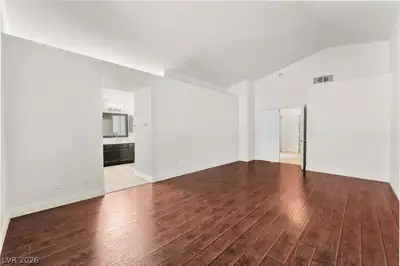 1937 Tropical Breeze Drive, Las Vegas, NV 89117 Primary Bedroom