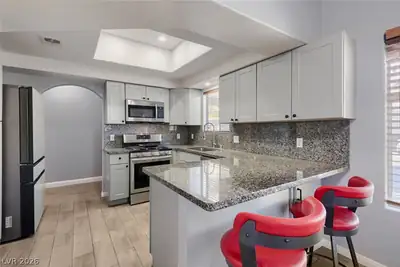 508 Indian Princess Drive 104, Las Vegas, NV 89145 Kitchen