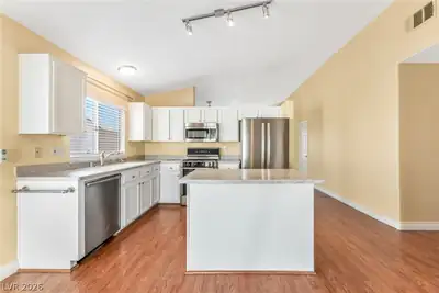 3124 Bayliner Avenue, North Las Vegas, NV 89031 Kitchen