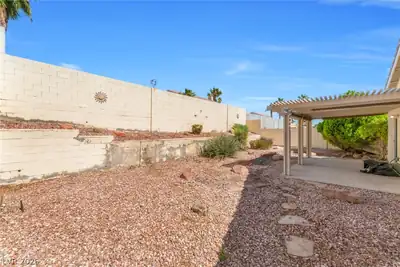 3124 Bayliner Avenue, North Las Vegas, NV 89031 Yard