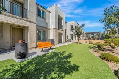 6176 Garden Crest Street, Las Vegas, NV 89148 