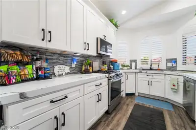 505 Melrose Heights Street, Henderson, NV 89052 Kitchen