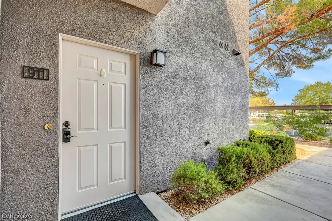 2325 Windmill Parkway 911, Henderson, NV 89074