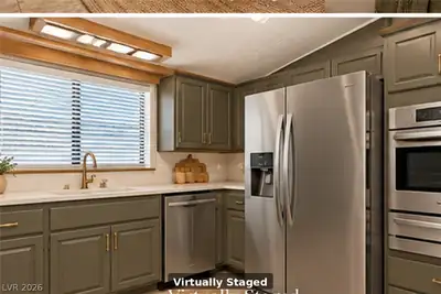3608 Big Sur Drive, Las Vegas, NV 89122 Kitchen