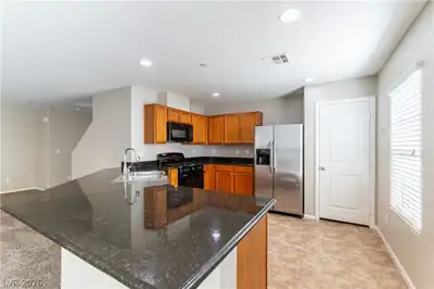 891 Harbor Avenue, Henderson, NV 89002 Kitchen