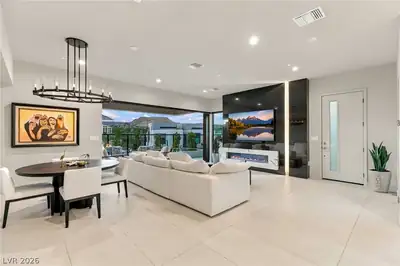 18 Heron Harbour Drive, Henderson, NV 89011 Living Room