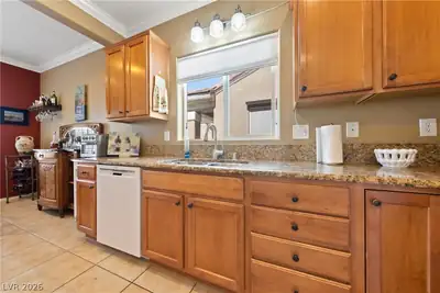 7340 Shelduck Street, North Las Vegas, NV 89084 Kitchen