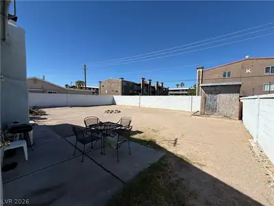 5532 Azuza Avenue, Las Vegas, NV 89122 Yard