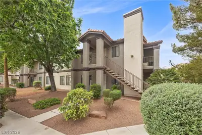 1575 West WARM SPRINGS Road 513, Henderson, NV 89014 Front of Structure