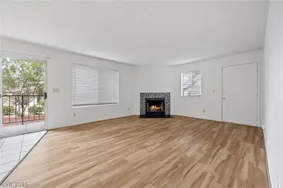 1575 West WARM SPRINGS Road 513, Henderson, NV 89014 Living Room