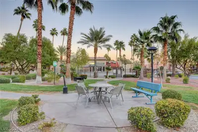 4470 Sandy River Drive 55, Las Vegas, NV 89103 Yard