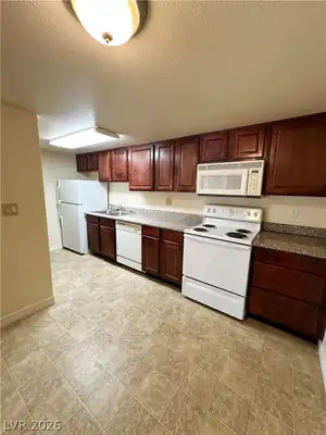 4470 Sandy River Drive 55, Las Vegas, NV 89103 Kitchen