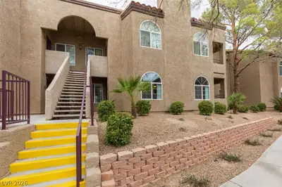 9325 West DESERT INN Road 113, Las Vegas, NV 89117 