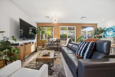 5917 Peridot Falls Avenue, Las Vegas, NV 89130 Living Room