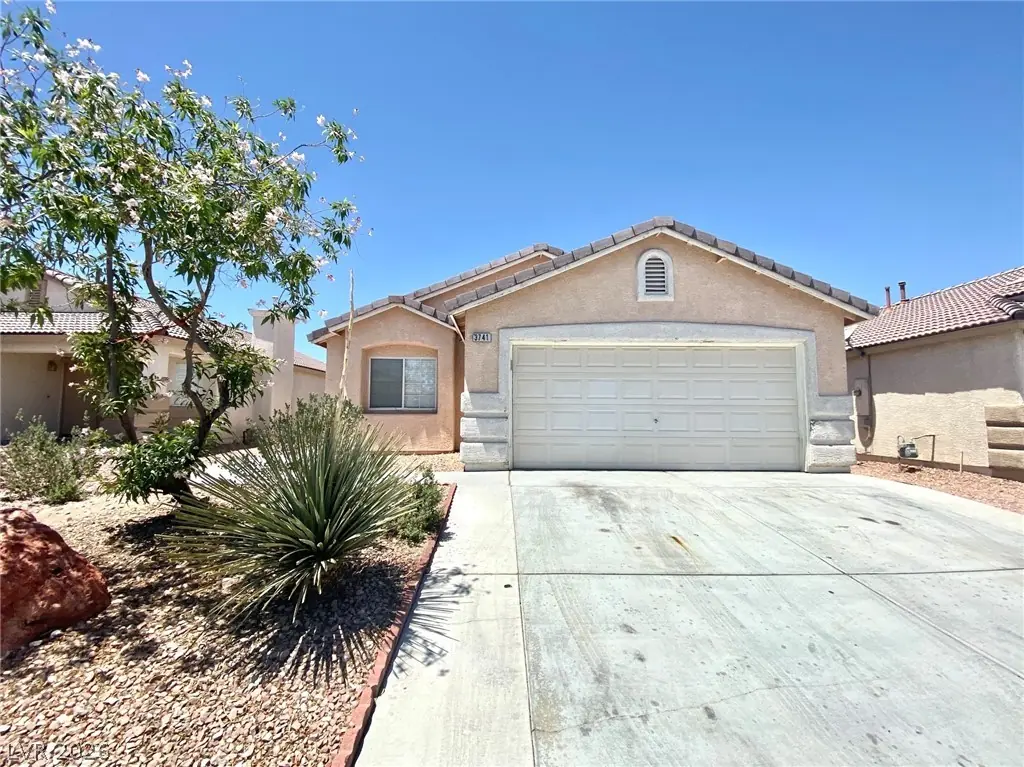 3741 Sorrowing Sparrow Court, North Las Vegas, NV 89032