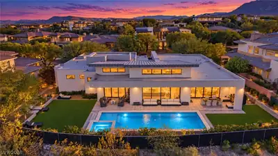 46 Soaring Bird Court, Las Vegas, NV 89135 