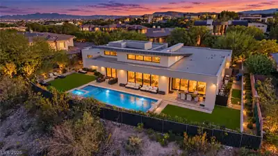 46 Soaring Bird Court, Las Vegas, NV 89135 