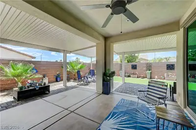3605 Greenbriar Bluff Avenue, North Las Vegas, NV 89081 Patio