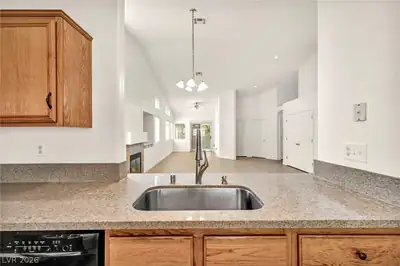 1745 Lily Pond Circle, Henderson, NV 89012 Kitchen