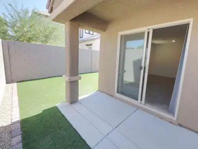 626 Abrazar Avenue, North Las Vegas, NV 89081 Patio