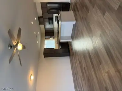 10764 South Canary Blossom Avenue, Las Vegas, NV 89129 Kitchen
