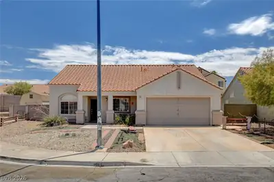 811 Rio Poco Court, Henderson