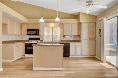 811 Rio Poco Court, Henderson, NV 89015 Kitchen