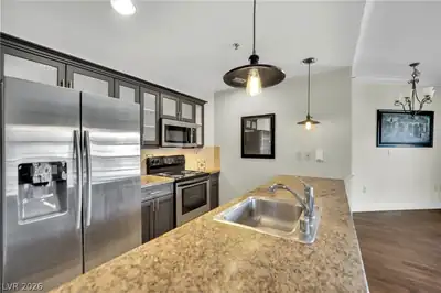 30 Strada Di Villaggio 441, Henderson, NV 89011 Kitchen