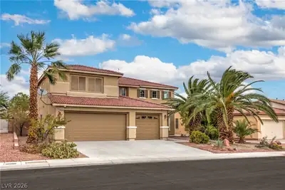 6525 Night Owl Bluff Avenue, North Las Vegas, NV 89084 Front of Structure