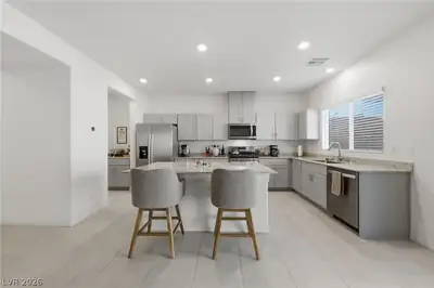 10948 Lancaster Park Avenue, Las Vegas, NV 89166 Kitchen